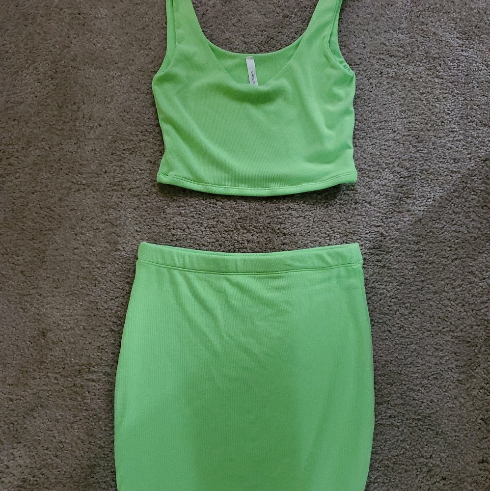 Two piece skirt and crop top